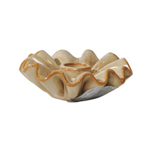 Beige ribbed flower-shaped candle holder